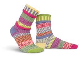 Aster Adult Mis-matched Socks - Large 8-10